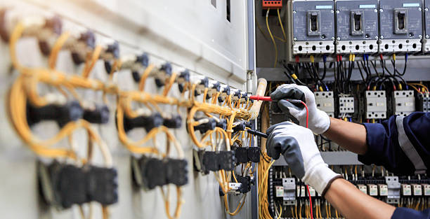 Professional Electrician technician working in Shenandoah Heights, PA